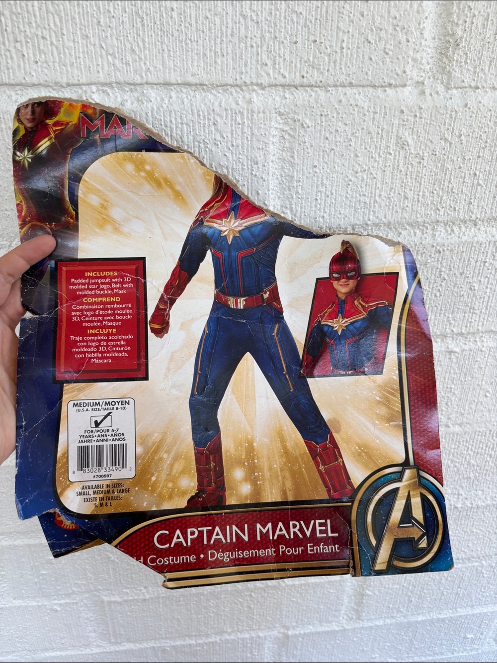 Captain Marvel Superhero Costume in Red, Blue & Gold sz M/8-10 - Picture 2 of 10